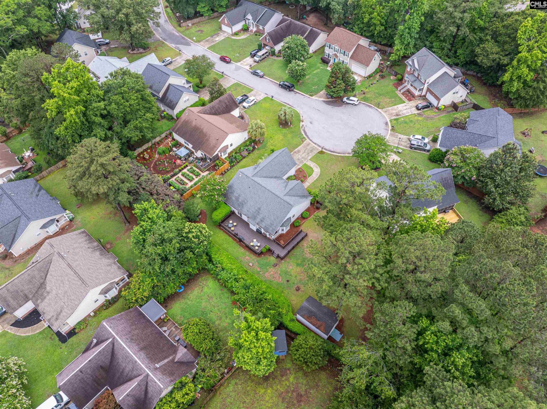 12 Holly Creek Court  Photo 39