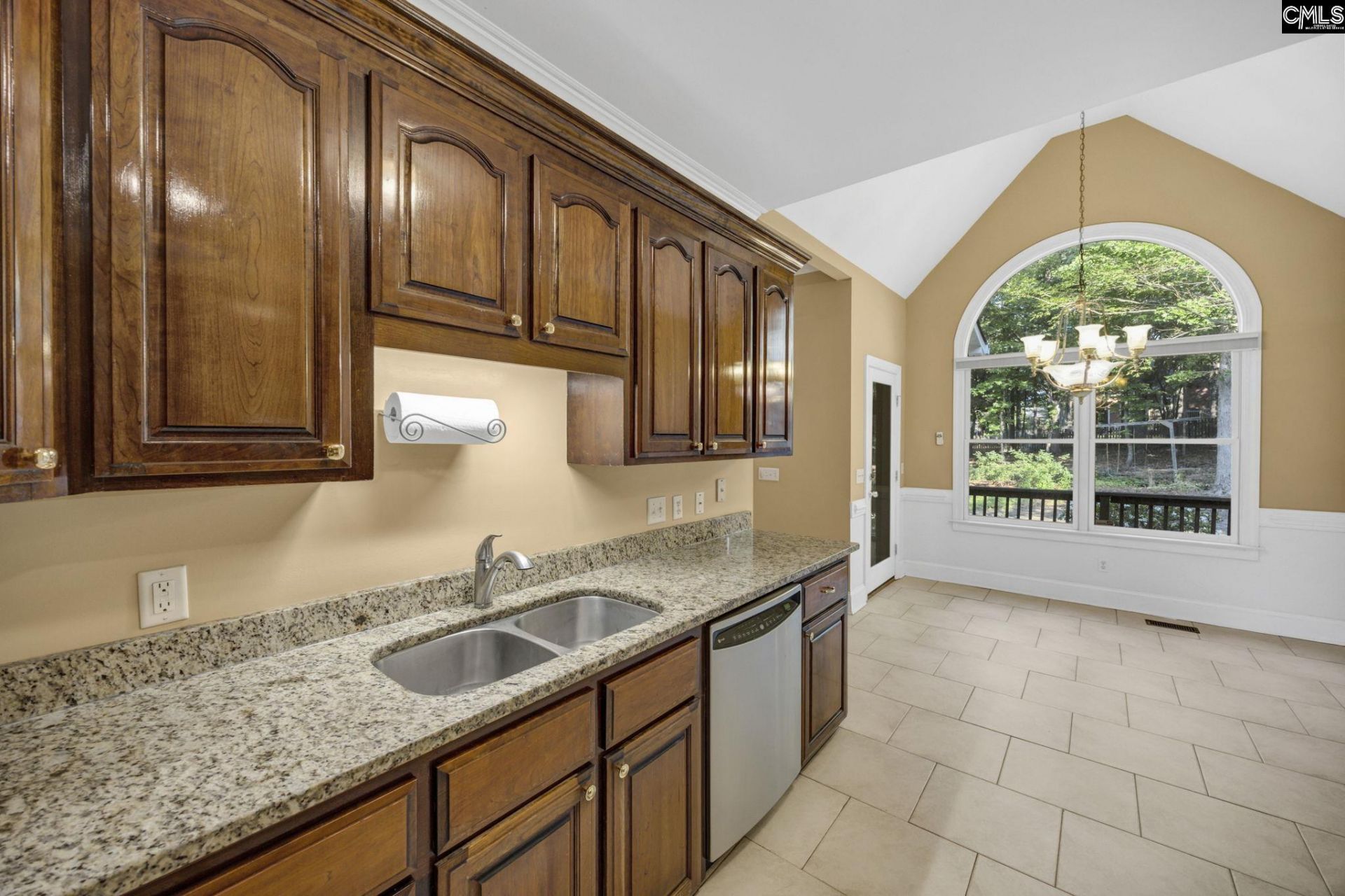 214 Rolling Creek Circle  Photo 8
