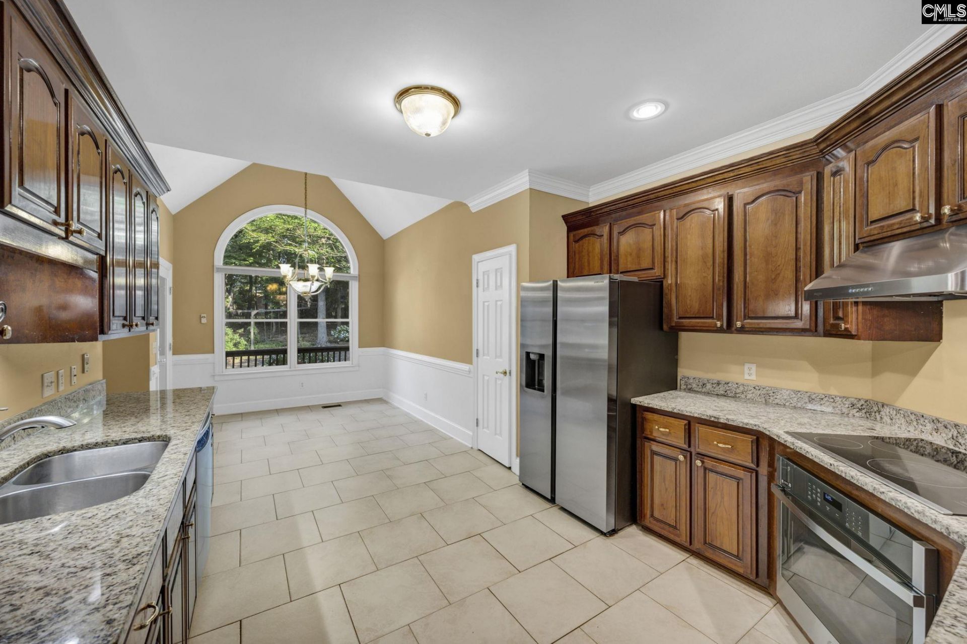 214 Rolling Creek Circle  Photo 9