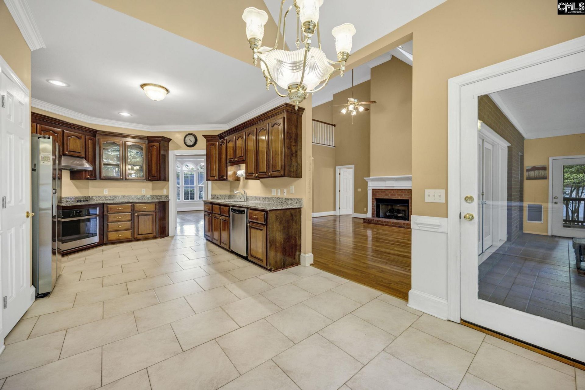 214 Rolling Creek Circle  Photo 10