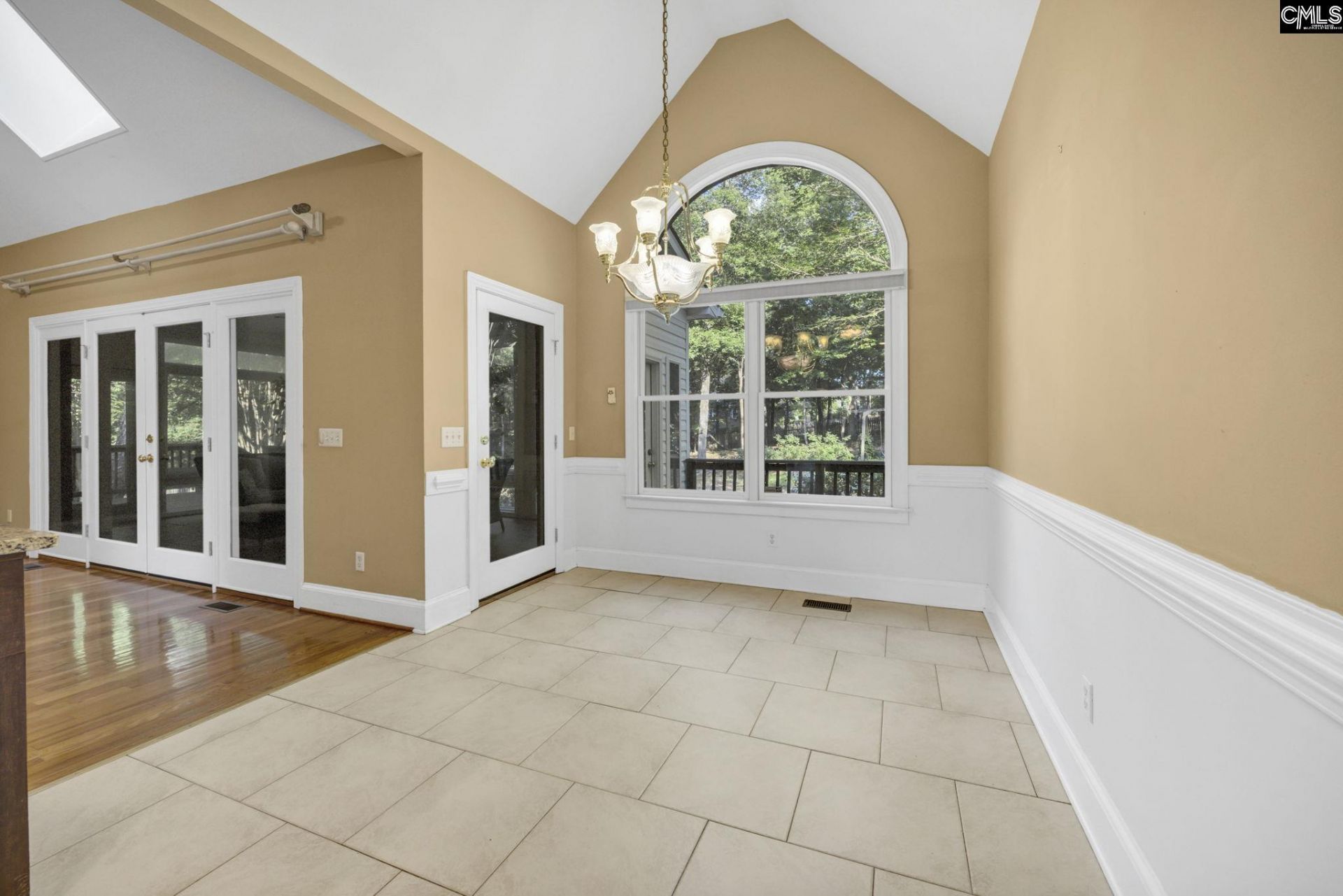 214 Rolling Creek Circle  Photo 11