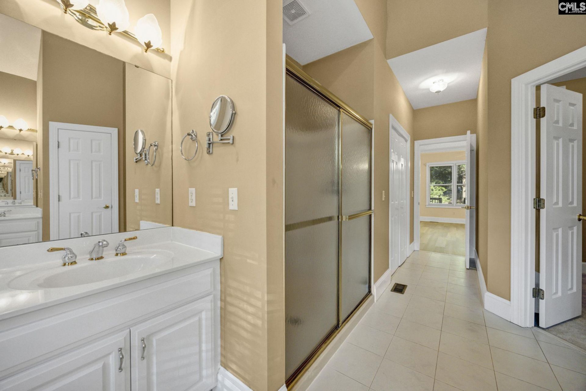 214 Rolling Creek Circle  Photo 23