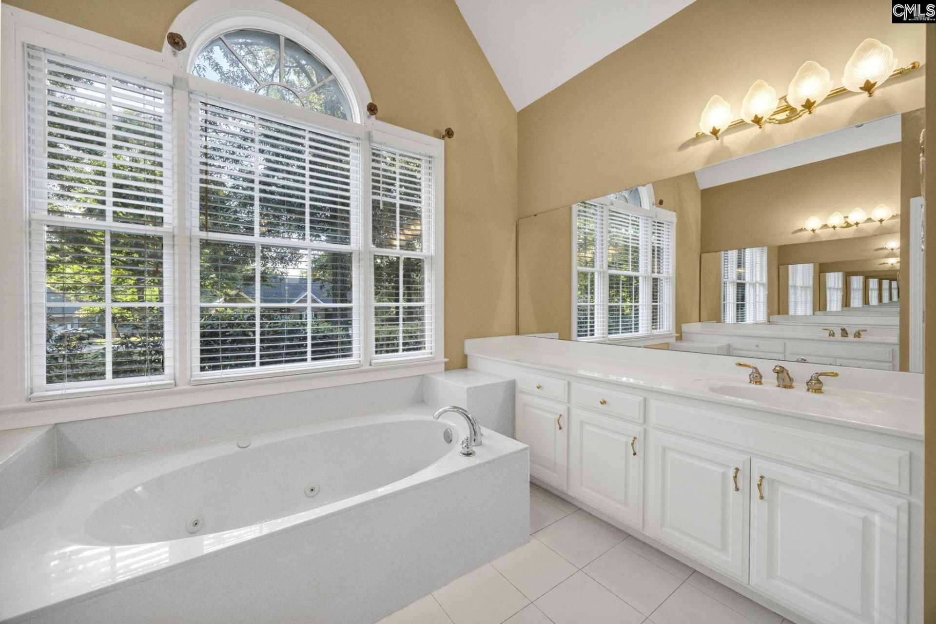 214 Rolling Creek Circle  Photo 25
