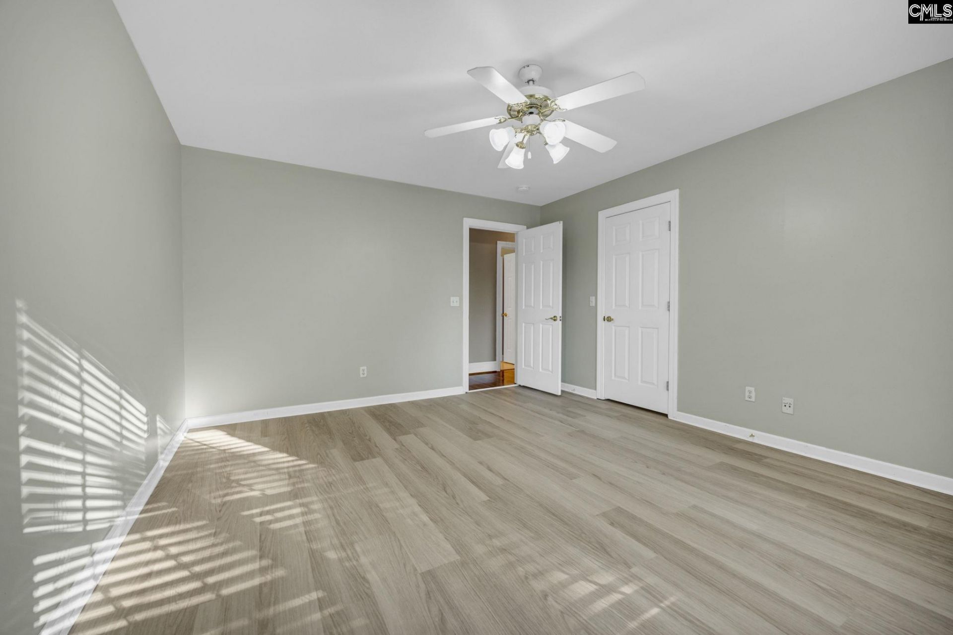 214 Rolling Creek Circle  Photo 34