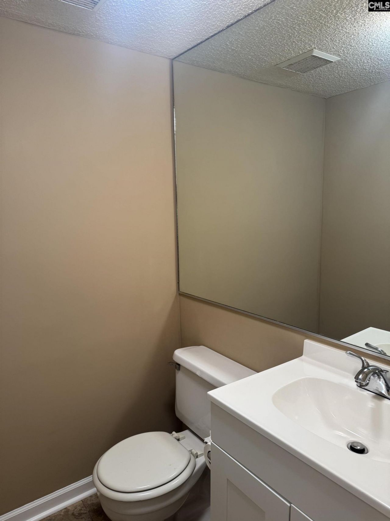 1155 Cloister Place  Photo 11