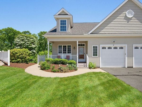 65 Grey Wolf Drive, Unit 65, Franklin, MA 02038