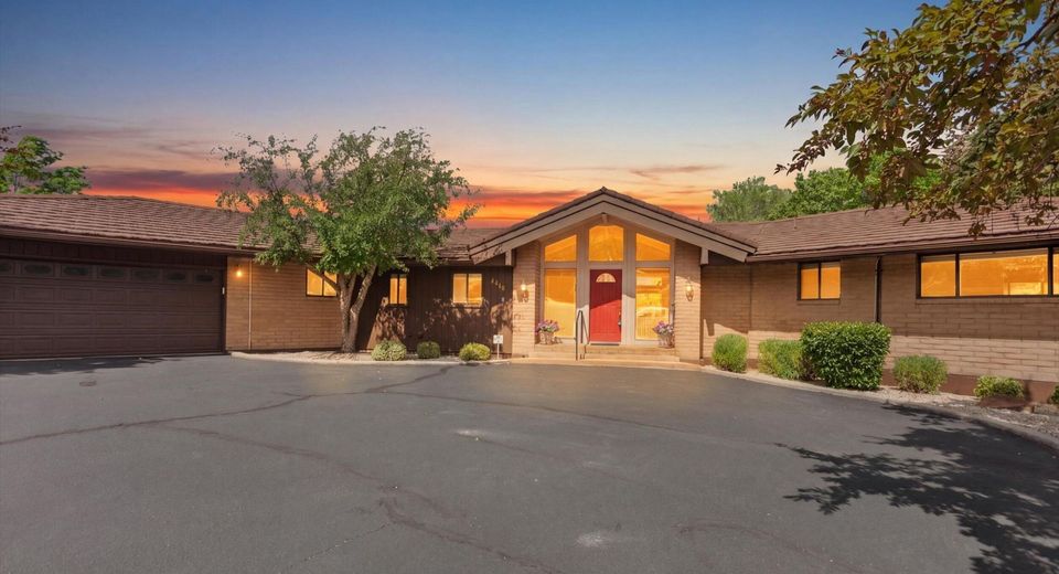 4980 Lakeridge Drive, Reno, NV 89509 Photo