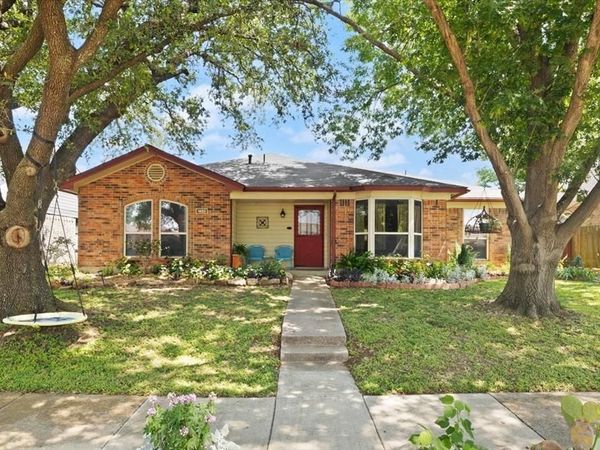 1423 Springcrest Drive, Mesquite, TX 75149