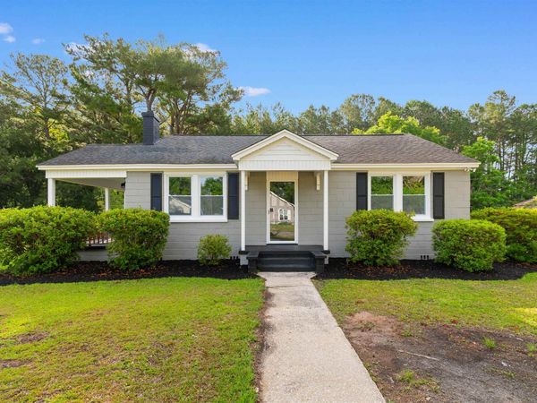 305 S Magnolia Ave. , Andrews, SC 29510