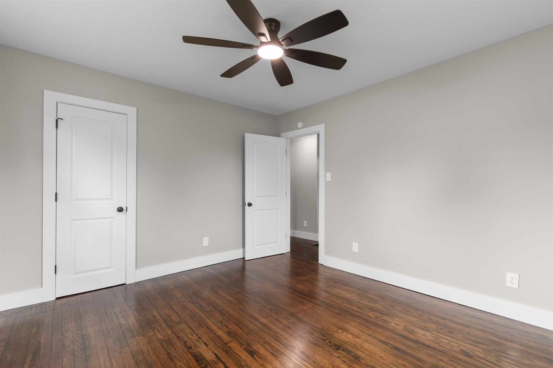 305 S Magnolia Ave.  Photo 18