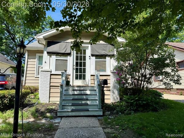 1306 Owana Avenue, Royal Oak, MI 48067
