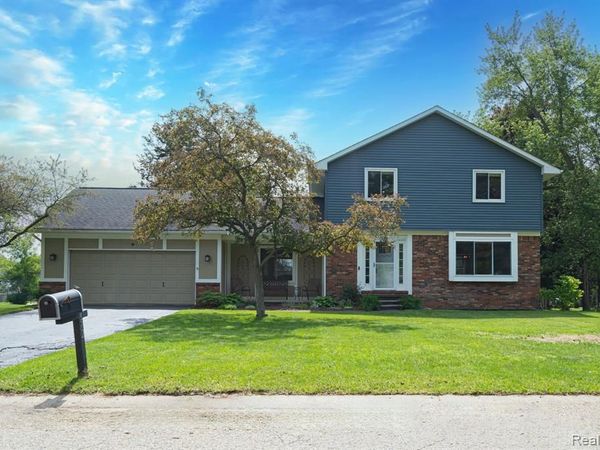 7152 Snow Apple Drive , Independence Twp, MI 48346