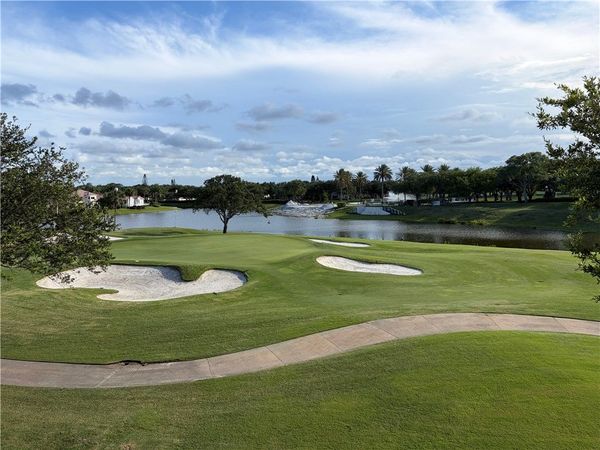 5065 Harmony Circle, Unit 306, Vero Beach, FL 32967