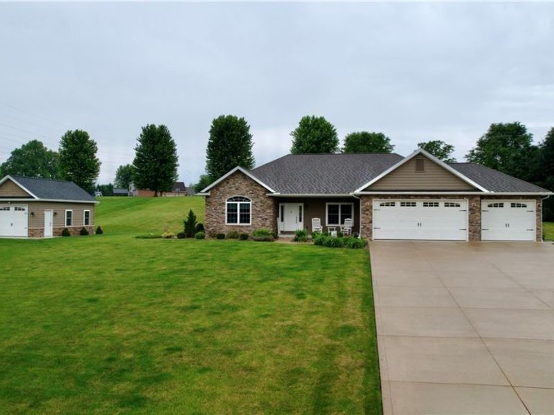 5020 Sunset Boulevard Road NW, Strasburg, OH 44680 Photo 1