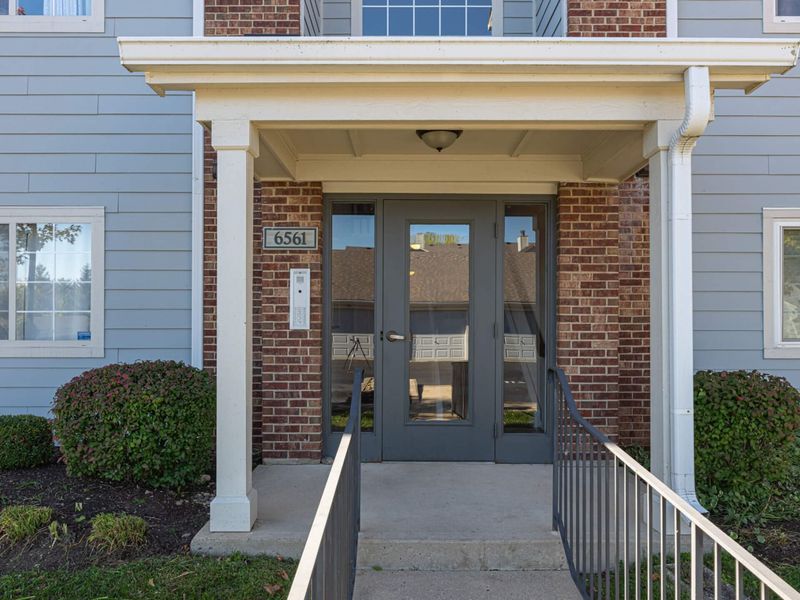 6561 Brigham Square, Unit 4, Dayton, OH 45459 Photo 2