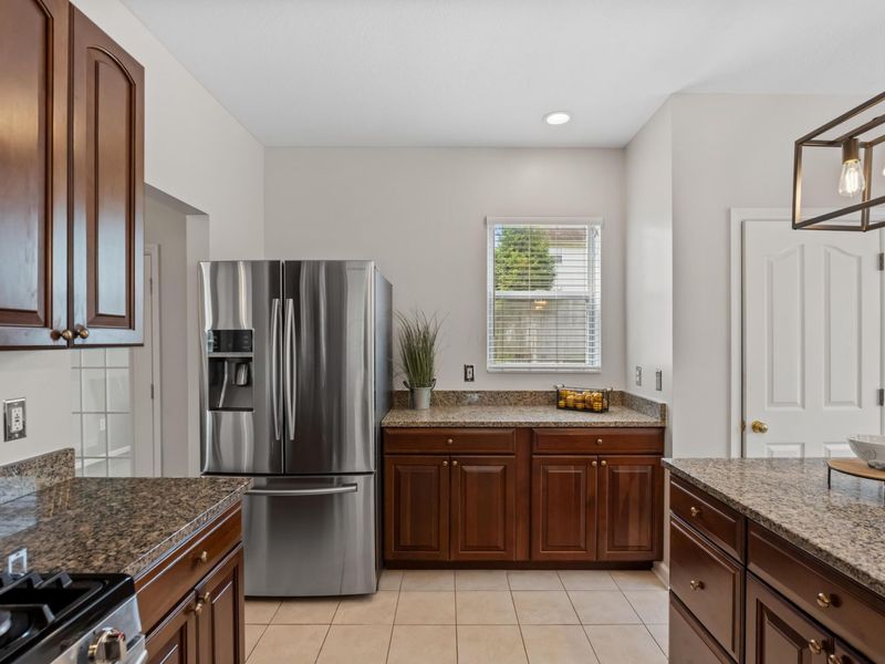 6257 Presidential GTWY , Columbus, OH 43231 Photo 17