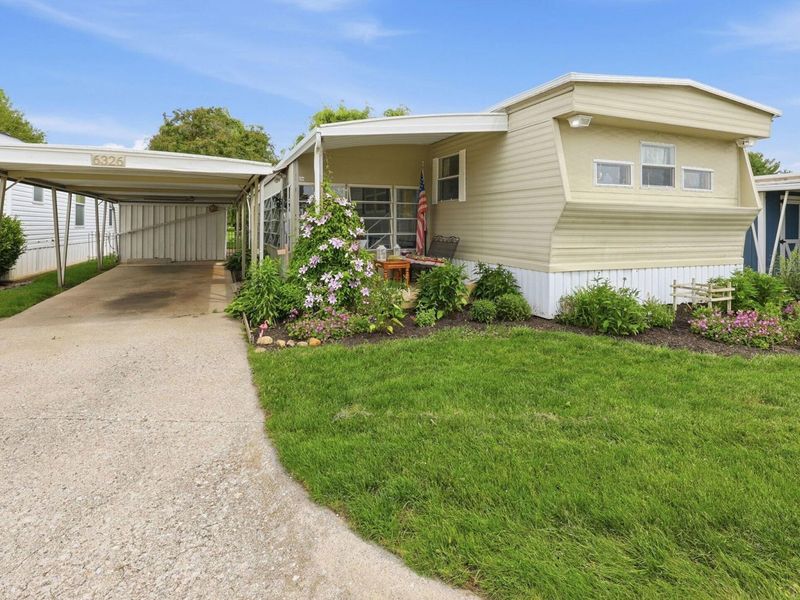 6326 Cartwright Lane N, Dublin, OH 43016 Photo 1