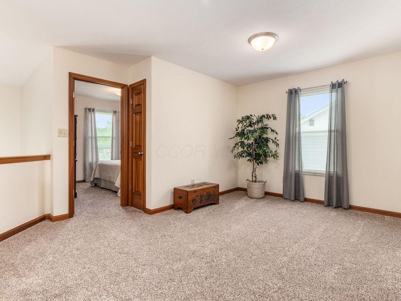 2409 Parklawn Drive , Lewis Center, OH 43035 Photo 16