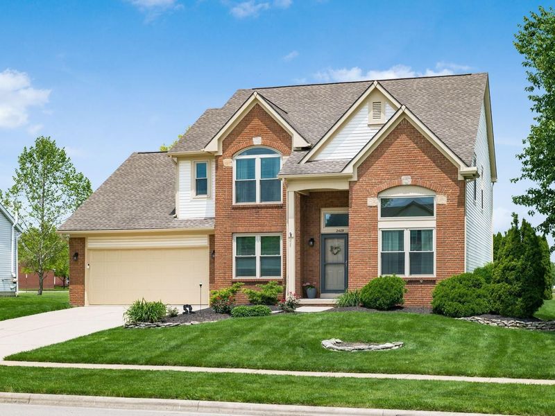 2409 Parklawn Drive , Lewis Center, OH 43035 Photo 2