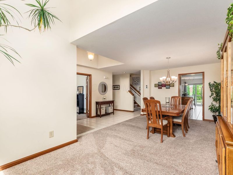 2409 Parklawn Drive , Lewis Center, OH 43035 Photo 5