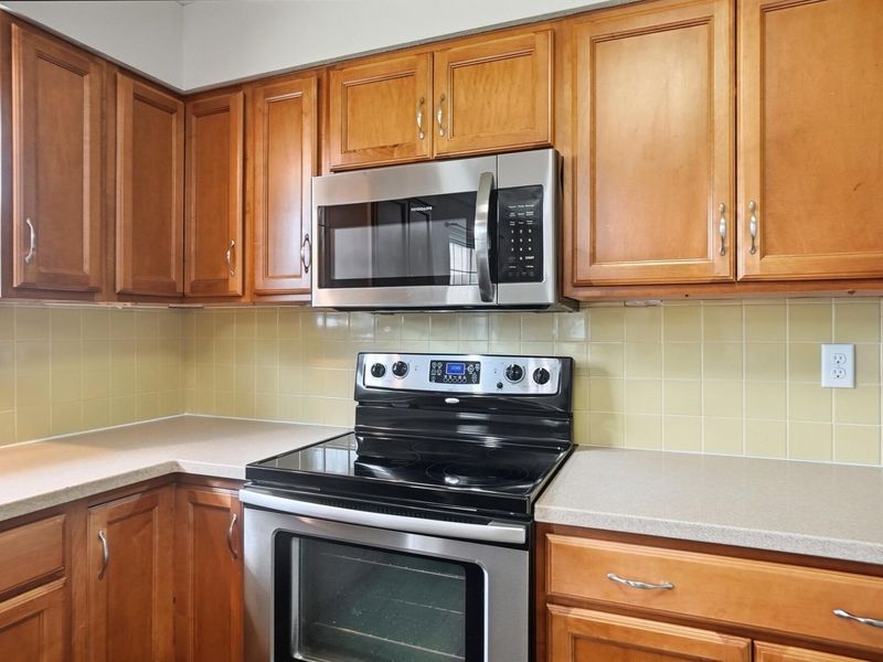5371 Aqua Street , Columbus, OH 43229 Photo 10