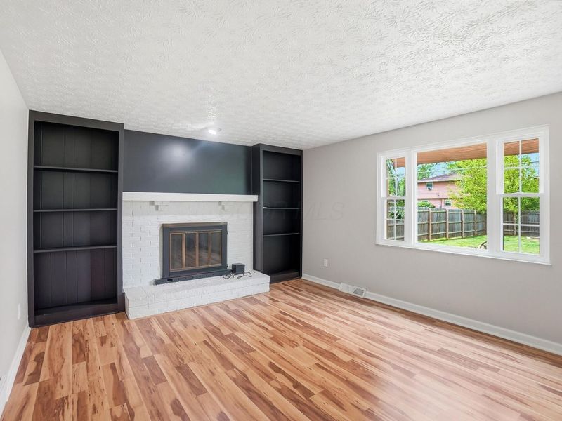 5371 Aqua Street , Columbus, OH 43229 Photo 13