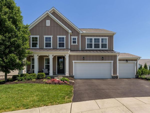 5541 Ballantrae Woods Drive, Dublin, OH 43016