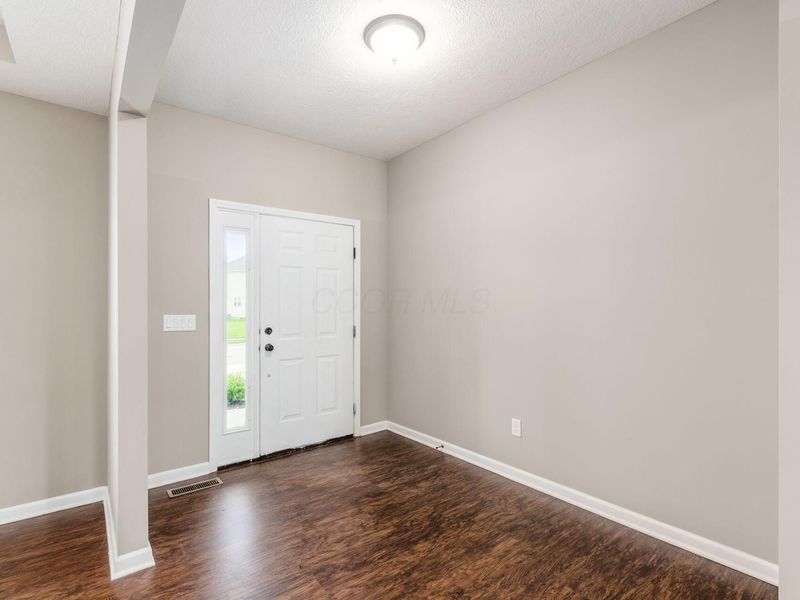 5642 Coventry Court , Lewis Center, OH 43035 Photo 10