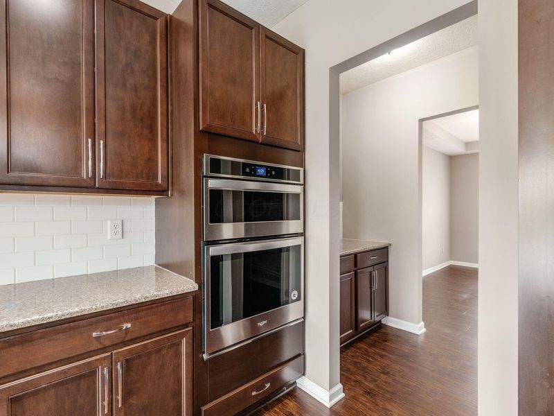 5642 Coventry Court , Lewis Center, OH 43035 Photo 25