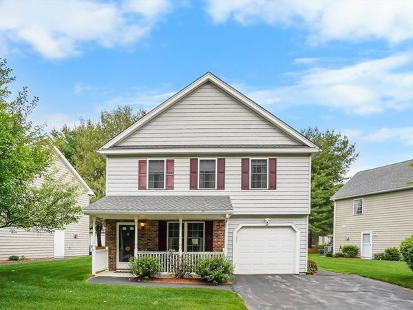 29 Ironwood Lane, Unit 29, Tewksbury, MA 01876