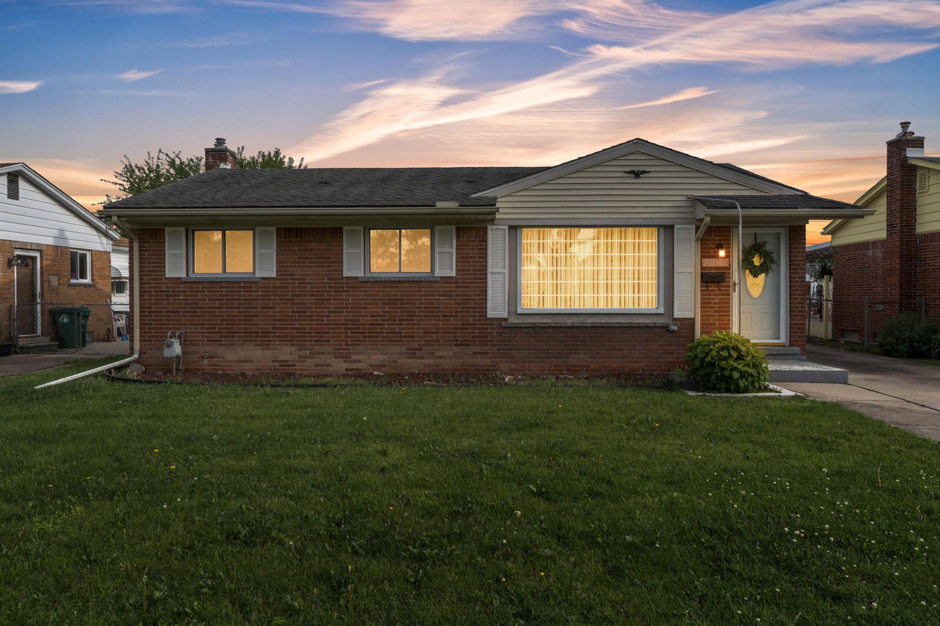 27511 Cambridge Street, Garden City, MI 48135 Main Photo