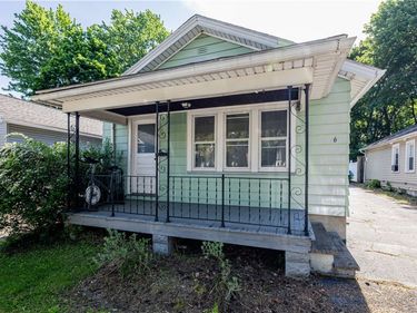 6 Sauer Place , Rochester, NY 14620