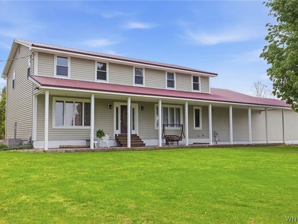 6915 Cole Road, Le Roy, NY 14482