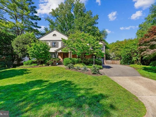 6 OLD STAGE COURT , ROCKVILLE, MD 20852