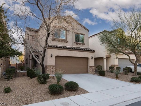 8465 Spirit Vale Avenue , Las Vegas, NV 89117