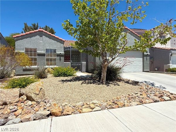 9824 Garamound Avenue , Las Vegas, NV 89117