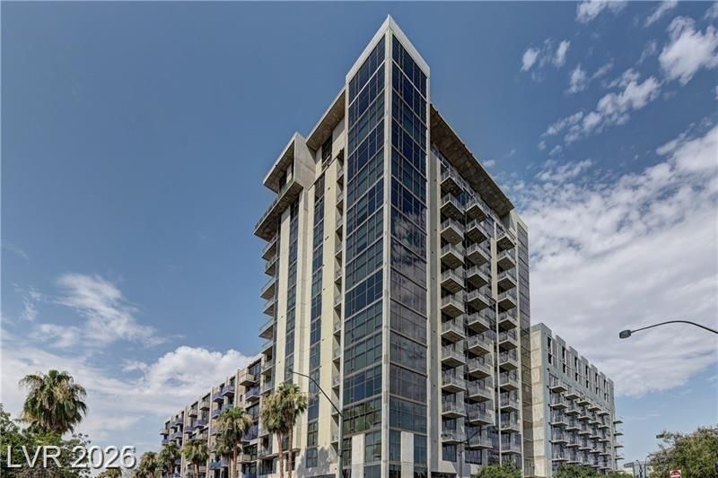 353 E Bonneville Avenue, Unit 573, Las Vegas, NV 89101 Main Photo