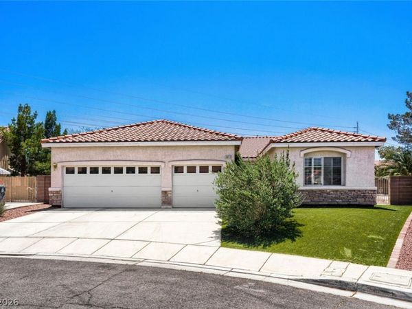 8869 Pheasant Valley Way, Las Vegas, NV 89123
