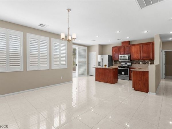 319 Fox Lake Avenue, Las Vegas, NV 89148