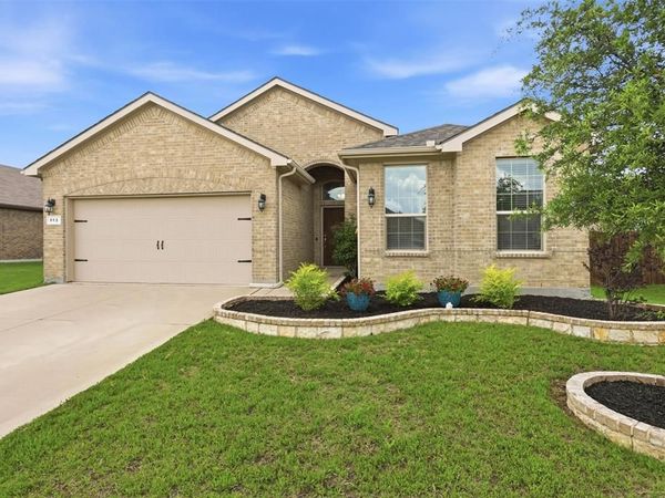 512 Dunster Lane, Saginaw, TX 76131