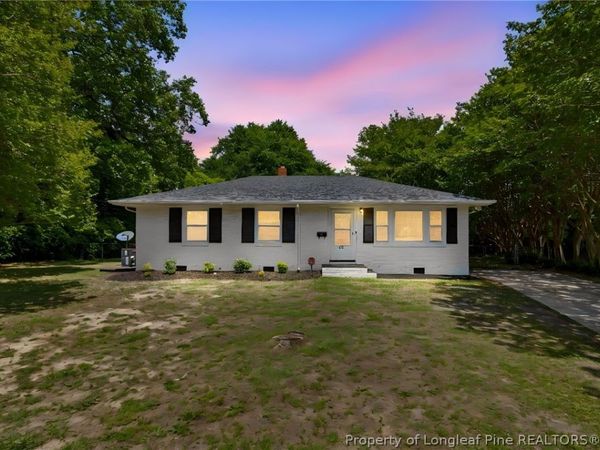 511 Terry Circle, Fayetteville, NC 28304