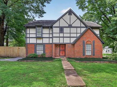 7673 CROSS VILLAGE DR, Germantown, TN 38138