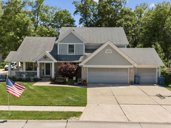 556 36th Avenue , East Moline, IL 61244