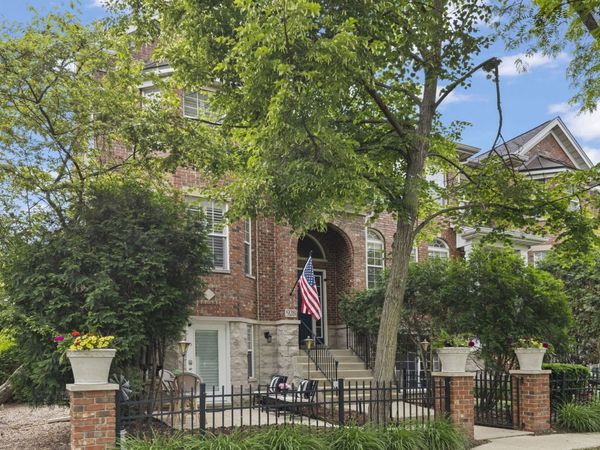 928 Shandrew Drive , Unit 928, Naperville, IL 60540