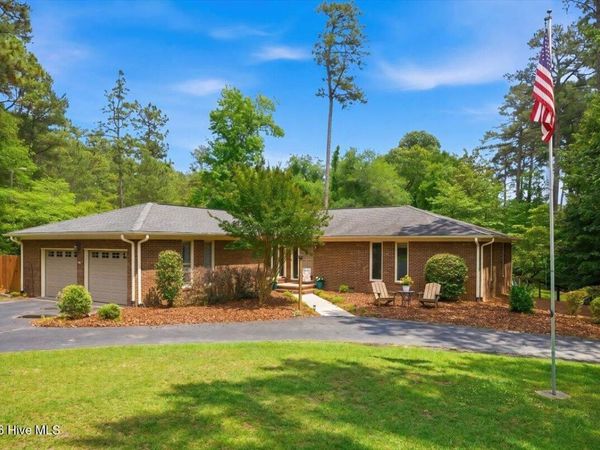 125 Cliff Road, Southern Pines, NC 28387