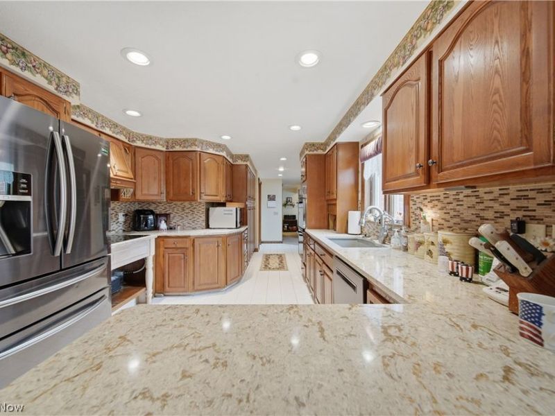 6118 Wiclif Street NE, Canton, OH 44721 Photo 13