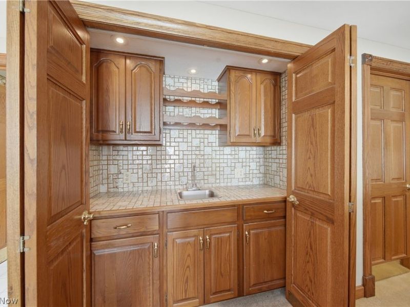 6118 Wiclif Street NE, Canton, OH 44721 Photo 22