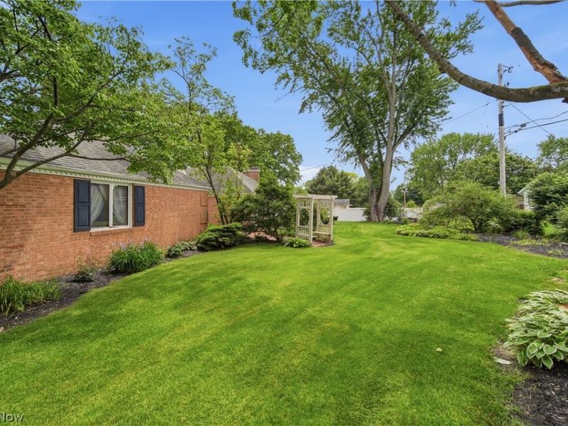 6118 Wiclif Street NE, Canton, OH 44721 Photo 40