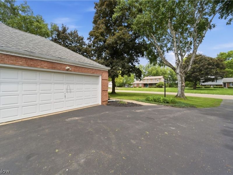 6118 Wiclif Street NE, Canton, OH 44721 Photo 44