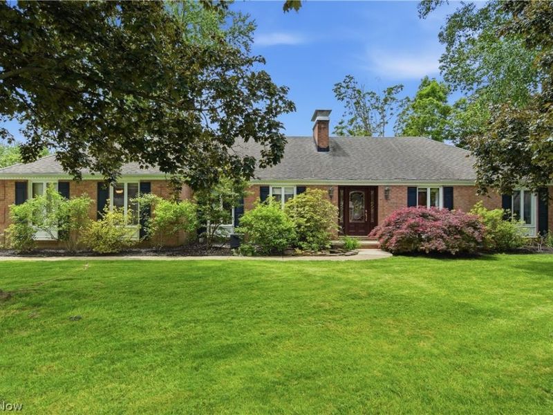 6118 Wiclif Street NE, Canton, OH 44721 Photo 1